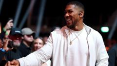 Даниэль Кормье создал футбольную команду из бойцов UFC и удивил выбором нападающего